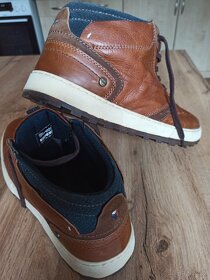 Zánovní kožené značkové pánské boty - 3