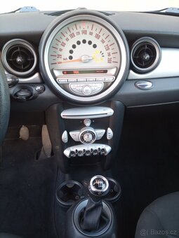 Mini Cooper 1.6D R56 - 3