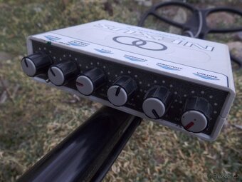 Detektor kovu Nexus Standard SE 9 (speciál edice) - 3
