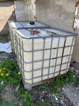 Prodám barel na vodu a naftu 1000 litrů - 3