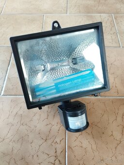 Halogenový reflektor s čidlem, 500W - 3