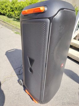 JBL 710 - 3