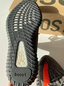 ADIDAS YEEZY BOOST 350 V2 eur 44 Carbon Beluga - 3