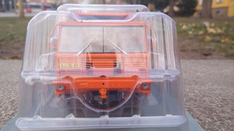 Tatra 813 S1 8x8 (Kolos / Drtikol) - 1:43 - DeAgostini - 3
