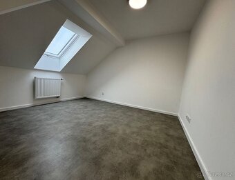 Pronájem bytu 3+KK, 57 m², ulice Novosedlická, Teplice - 3