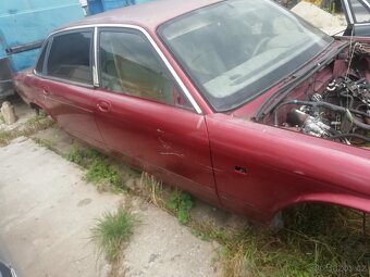 Jaguar XJ40 a XJ X300 - 3