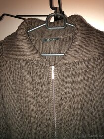Svetr vel.M, 60 % virgin wool, 40% polyacryl. Zn. Elena Miro - 3