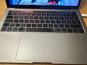 MacBook Pro, 13 palců - 3