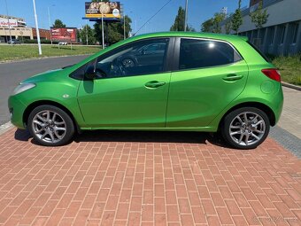 Mazda 2 1,3i 62kW, ČR, 1.MAJ - 3