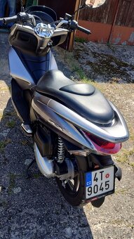 LEŠTĚNKA 2011 Honda pcx 125 pouze 11tis.km - 3