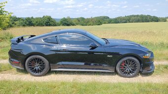 Ford Mustang 5.0 GT - 3