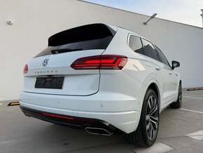Volkswagen Touareg Rline 3.0 TDI Tiptronic 4MOTION - 3
