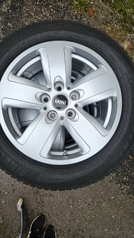 Zimní mini Cooper Clubman 5x112 7jx16 et47 - 3