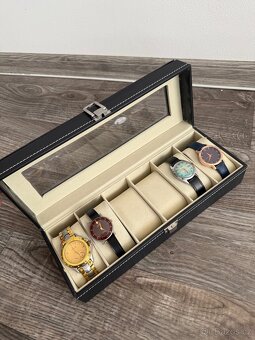 ORGANIZÉR NA HODINKY 6 - 3