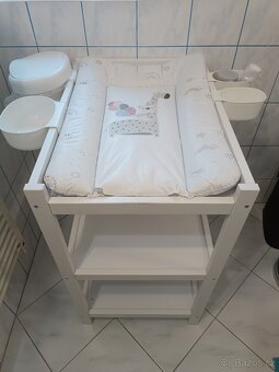 Přebalovací pult - 3