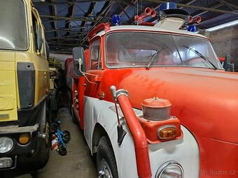 Tatra 148 CAS 32 - 3