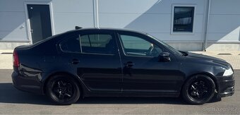 Prodám Škoda Octavia II 1.6i RS Packet - 3