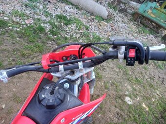 Honda CRF 125F - 3