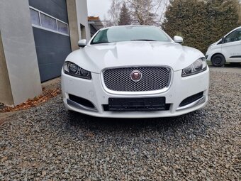 Jaguar XF - 3