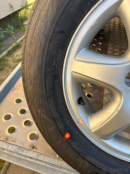 Hyundai Tucson 235/60R16 - 3