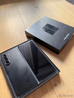 Samsung Galaxy Z Fold 5 512GB Černý - 3
