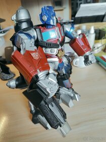 Optimus prime na baterie - 3