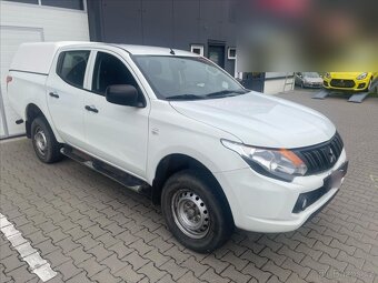 Mitsubishi L200 2,4 DI-D 4WD DOUBLE CAB INVITE (2016) - 3