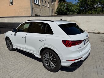 Audi Q3 2,0 TFSI 140kW S-Line Quattro - 3