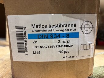 Spojovací materiál - 3