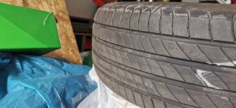 Zánovní letní pneu michelin 195x65 R15 - 3