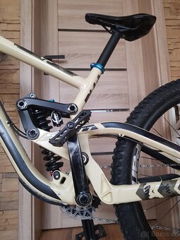 Sjezdové kolo Scott gambler 720 - 3
