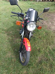 Suzuki GS 400 - 3