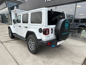 Jeep Wrangler Sahara 4xe Plug-in Hybrid (2024) - 3