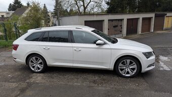Superb 3 2018 2.0 TDI 7DSG style plus - 3