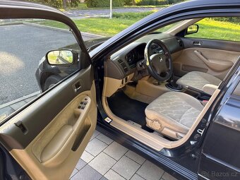 Honda Civic 1,6 VTEC 81kW r.v 2004 - 3