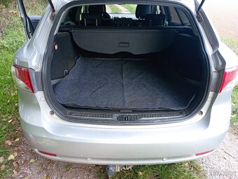 Toyota Avensis T27 - 2.2 D-4D - 3