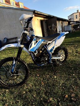 Minirocket Hurricane 250 - 3