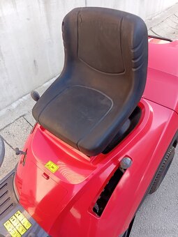 Prodám zahradní traktor Castelgarden XF130 12.5Hp - 3