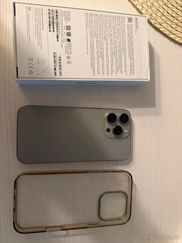 Apple iPhone 16 Pro Max 256GB přirodní titan. - 3