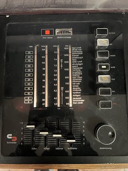 Gramofon Philips se zesilovačem a rádiem - 3