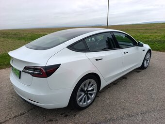Tesla 3 - 3