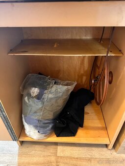 Starý šicí stroj - 3