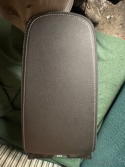 Loketní opěrka originál Octavia 4 - 3