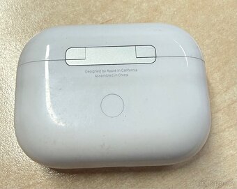 Airpods pro 2 - lightening - 3