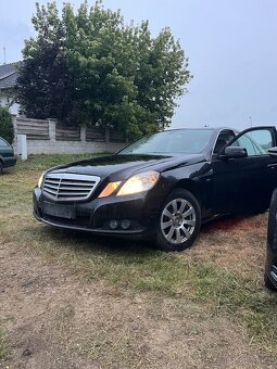 Mercedes W212 E200 díly - 3