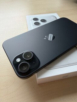 Apple iPhone 15 Plus 128GB černý A+ stav - 3