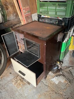 Kamna s plotýnkou a troubou - 3