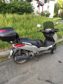 Prodam skůtr Yamaha 125R X Max - 3