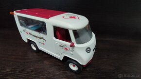 SCHLEICH Horse Club® 42370 Mobilní veterinární klinika - 3