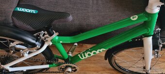 Dětské kolo Woom 4 vynikající stav + doplňky - 3